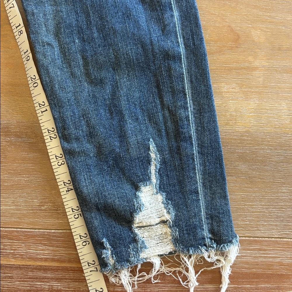 Joe’s Jeans Skinny Ankle Laila Distressed Raw Hem, Size 28 - Picture 9 of 9